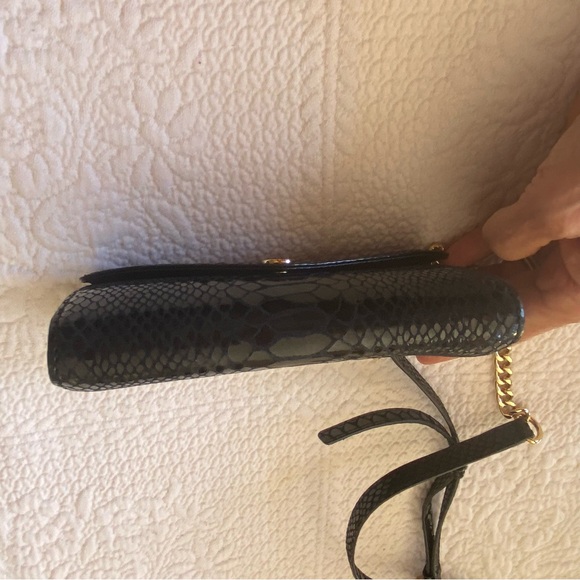 Michael Kors black wallet faux snake on chain and crossbody strap. Like new - Picture 5 of 11